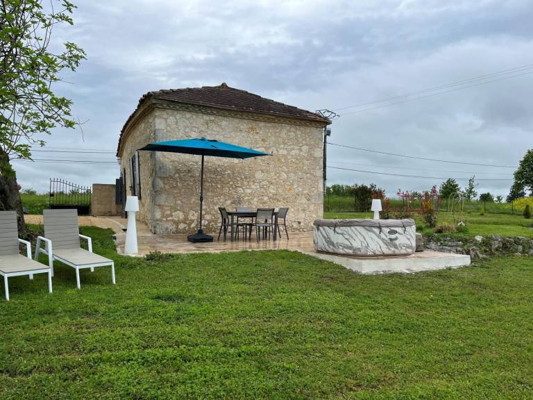 Ferienhaus in Saint-Aubin-de-Lanquais, Conne-de-Labarde f&uuml;r max. 2 Personen am Atlantik