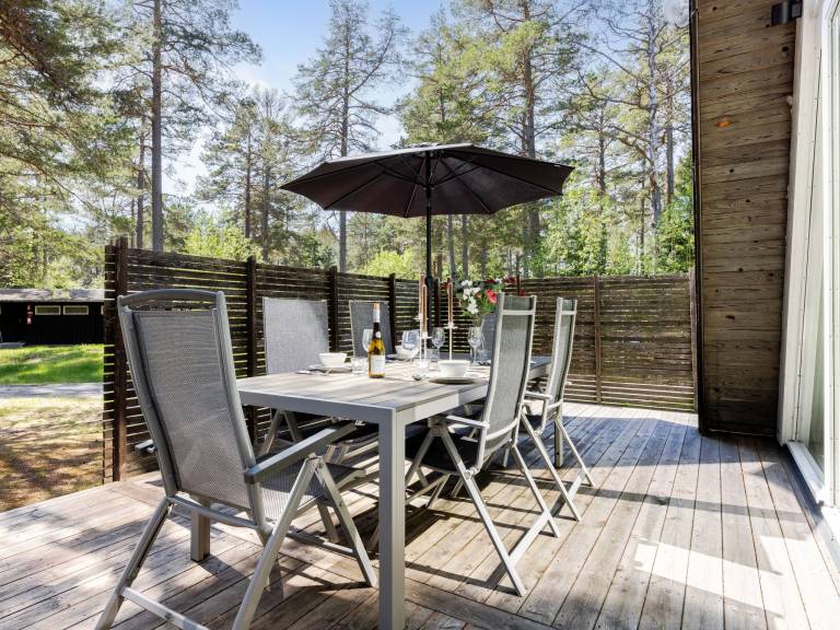 Fully equipped vacation home with barbecue, terrace & hot tub | Close to the beach | Pet-friendly — photo 2