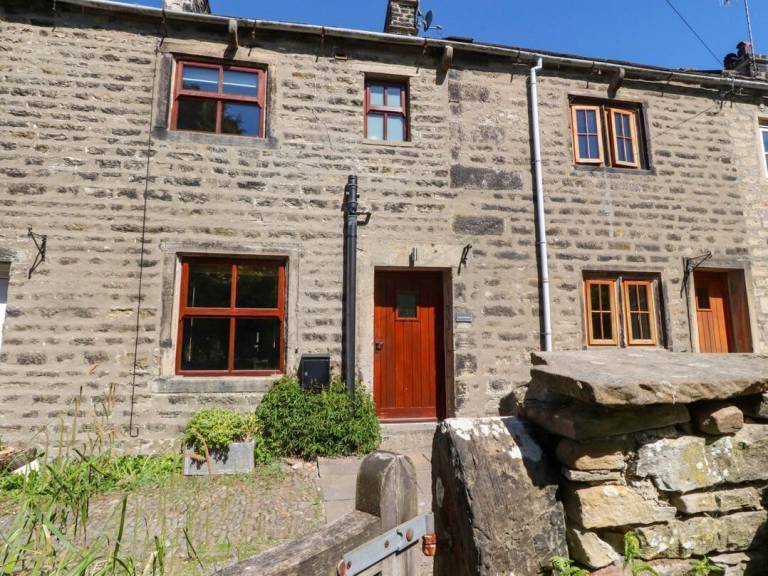 House  Wennington