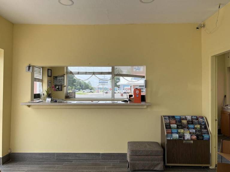 Motel 6 Williamston, NC – Highway 17 — photo 2