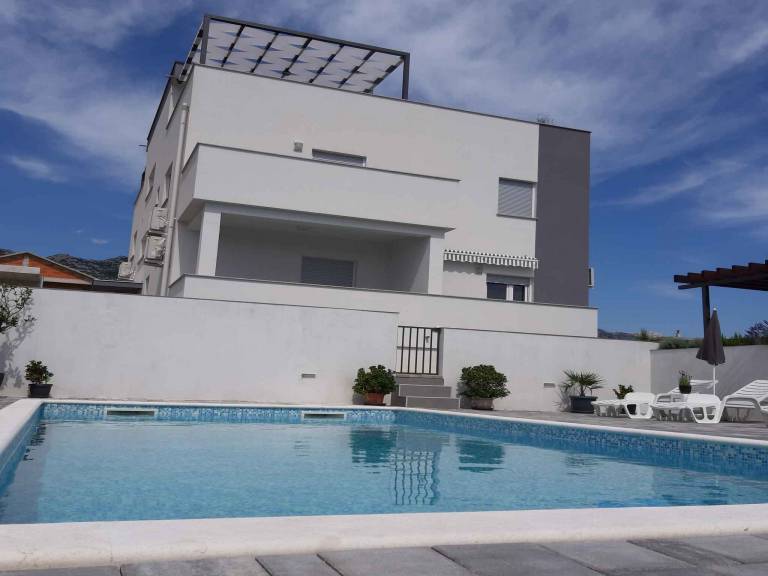 Apartament Seline