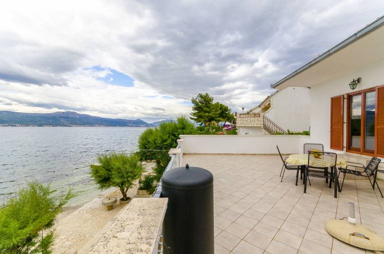 Nice apartment with patio | Sea view | Dogs allowed — photo 2