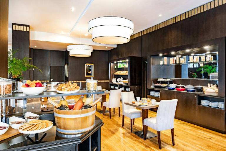 Serviced apartment with terrace, sauna & jacuzzi | Suitable for remote work in Serris