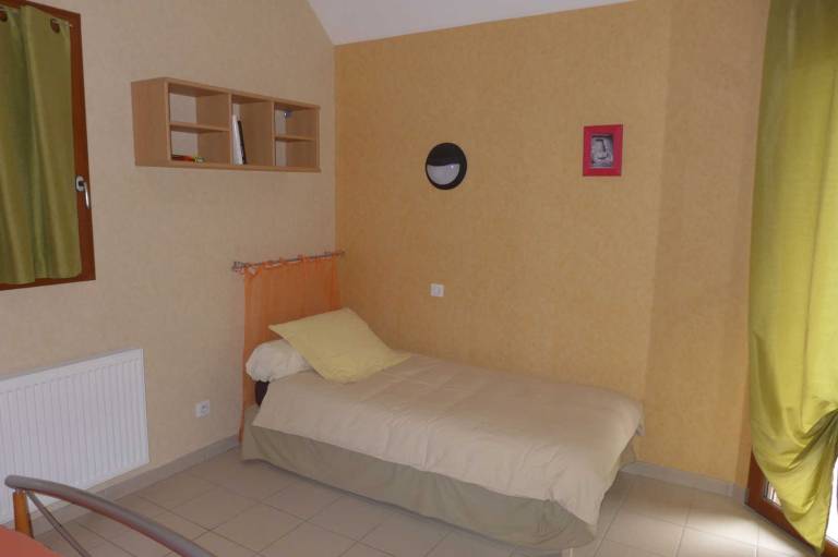 Gite with garden & patio — photo 4