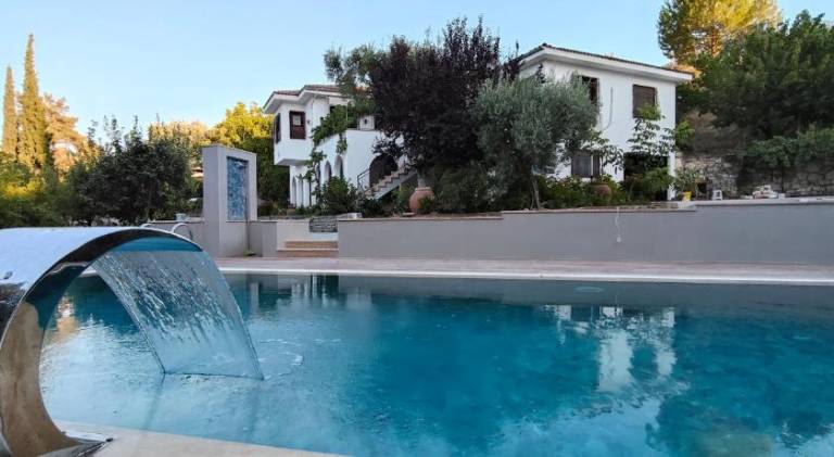 Villa with barbeque, terrace & private pool | Good for workation — photo 3