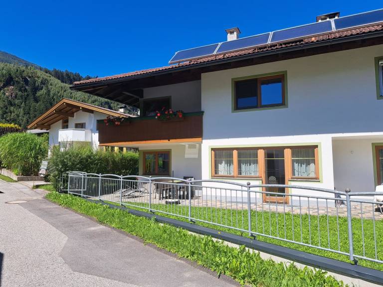 Ferienwohnung in Aschau im Zillertal f&uuml;r max.  