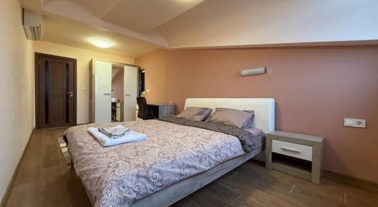 Holiday apartment with terrace | Suitable for remote work in Burgas