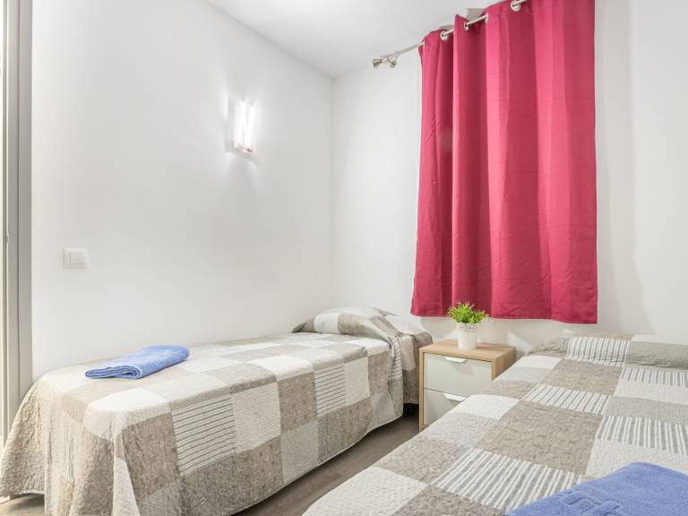 Holiday apartment with terrace — photo 4