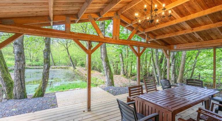 Vacation home with jacuzzi — photo 4