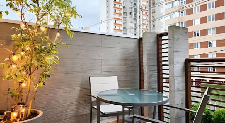 Apartment with yard — photo 5
