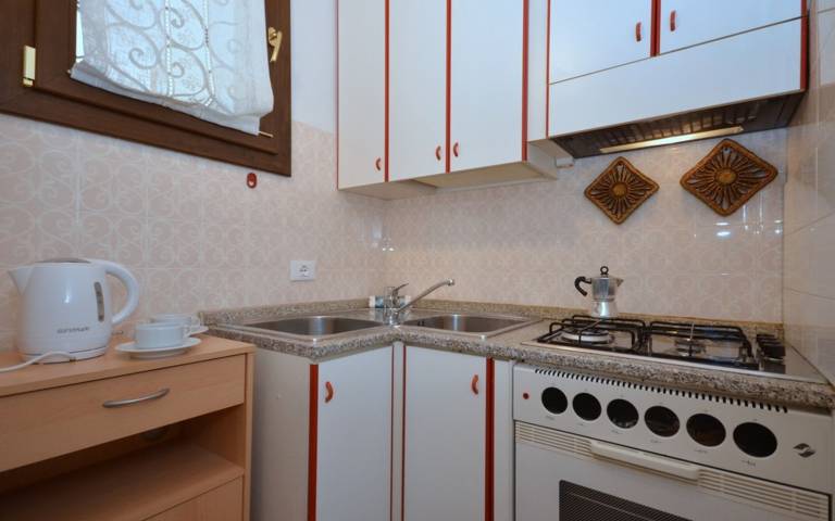 Family-friendly beautiful villa with yard | Nature view | Pet-friendly — photo 3