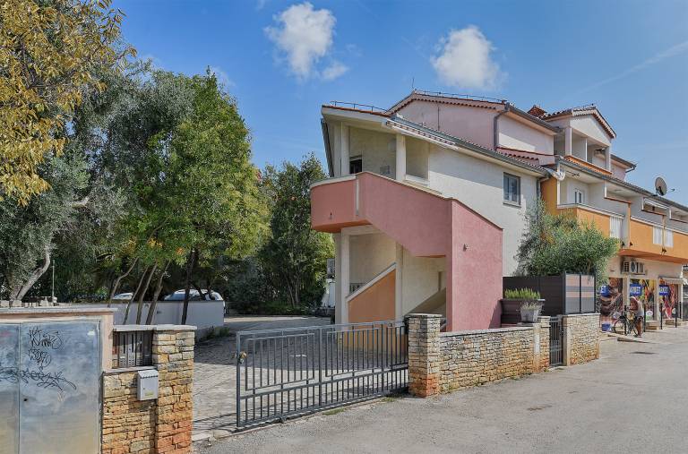 Holiday apartment with 1 room for 4 persons — photo 2