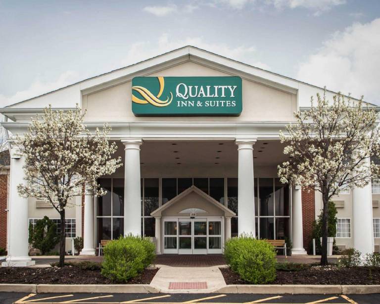 Quality Inn & Suites St Charles -West Chicago in St. Charles, IL