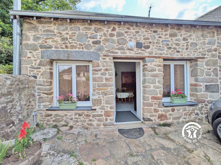 Cottage with garden & BBQ — photo 4
