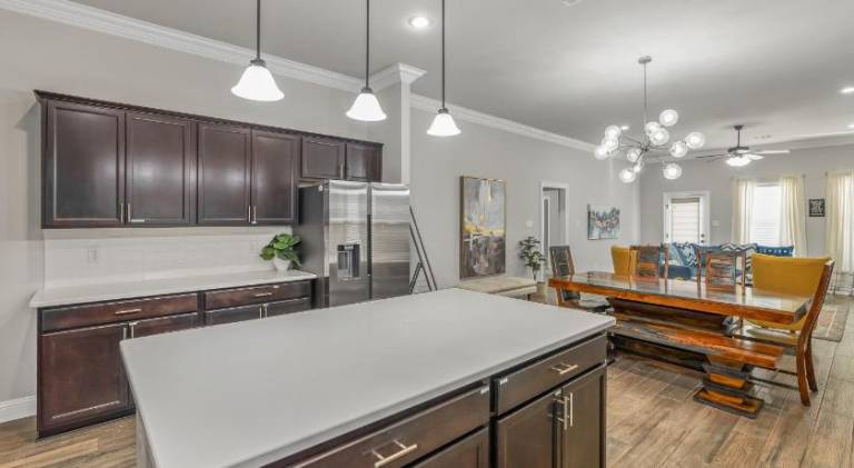 Fully equipped vacation home with terrace, garden & grill | Perfect for remote work | Pets allowed — photo 4