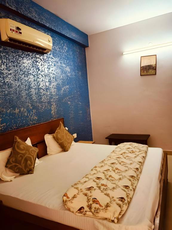 HOTEL AK VILAS BEST BUDGETED HOTEL IN JAIPUR