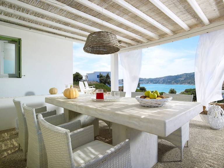 Villa Milos
