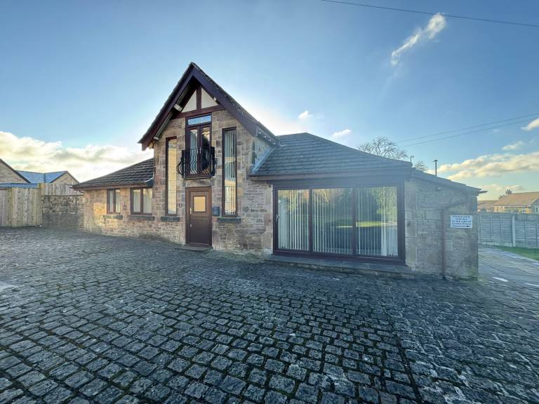 Cottage  Chapel-en-le-Frith