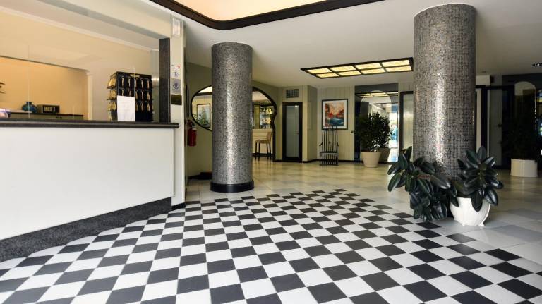 Hotel Sud Est — photo 5