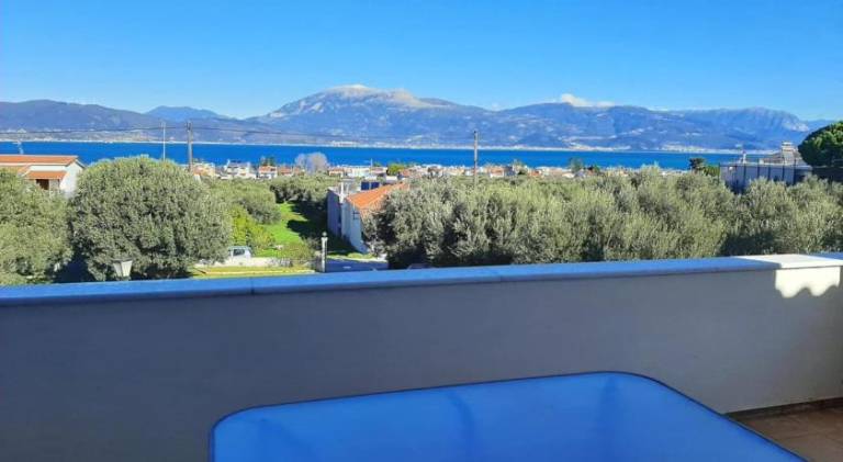 Holiday apartment with yard & terrace — photo 5