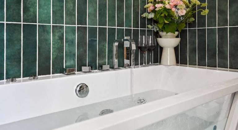 Rental apartment with jacuzzi | Close to Louvre | Pets allowed — photo 3