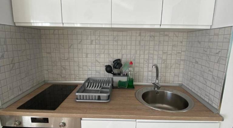 Holiday apartment with pool — photo 5