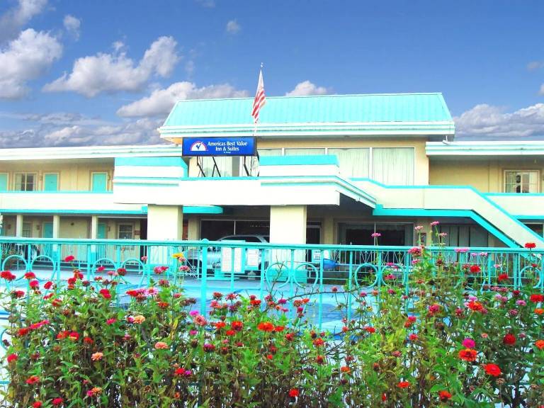 Motel  South Boston