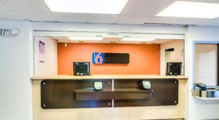 Motel 6 Arlington Heights, IL - Chicago North Central — photo 4