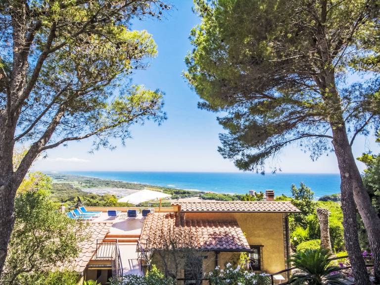 Fully equipped house with terrace, garden & barbeque | Sea view | Close to the beach | Pets are welcome — photo 3