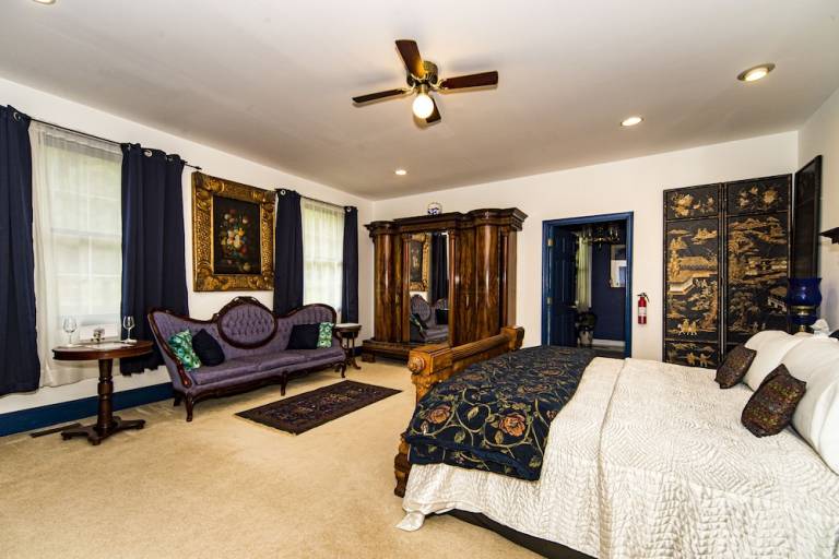 Bed and breakfast  Lovettsville
