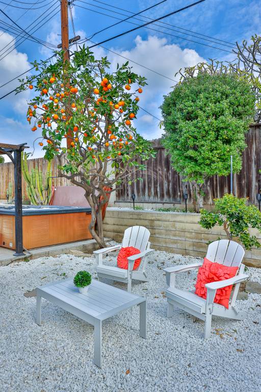 House with private pool & barbeque — photo 3