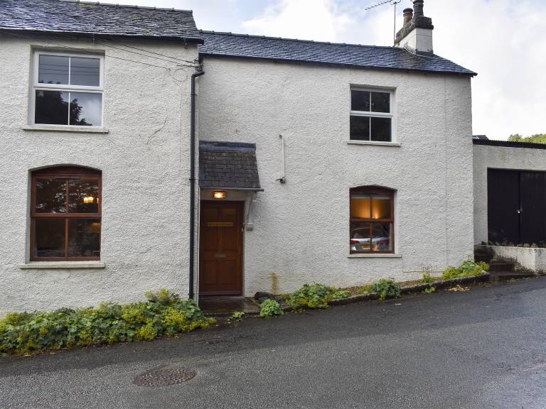 Children-friendly nice cottage with yard | Pets allowed — photo 2