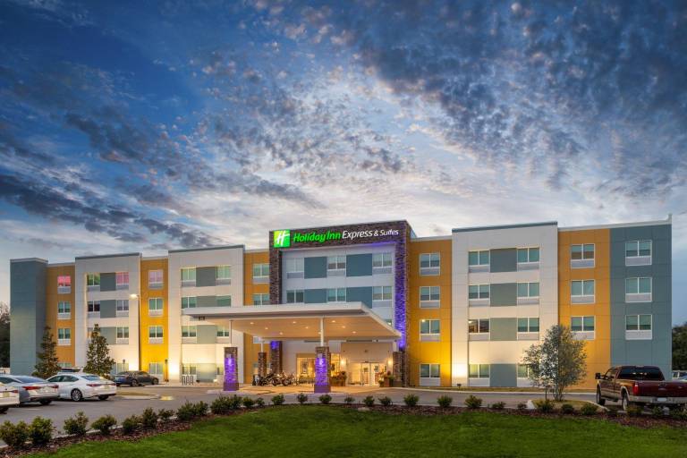 Holiday Inn Express And Suites Wildwood The Villages By IHG in Wildwood, FL