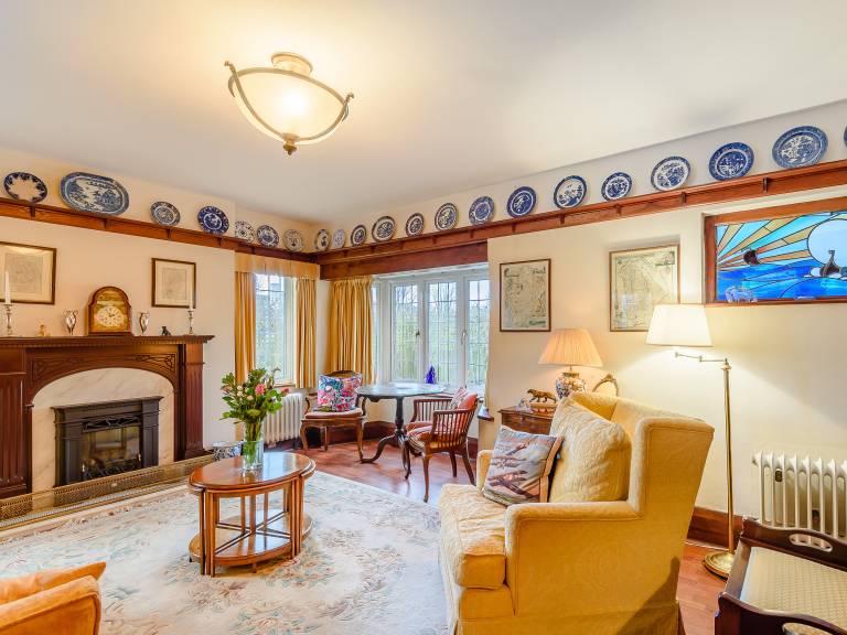 Family-friendly lovely cottage with yard & barbeque | River view | Dogs allowed — photo 2