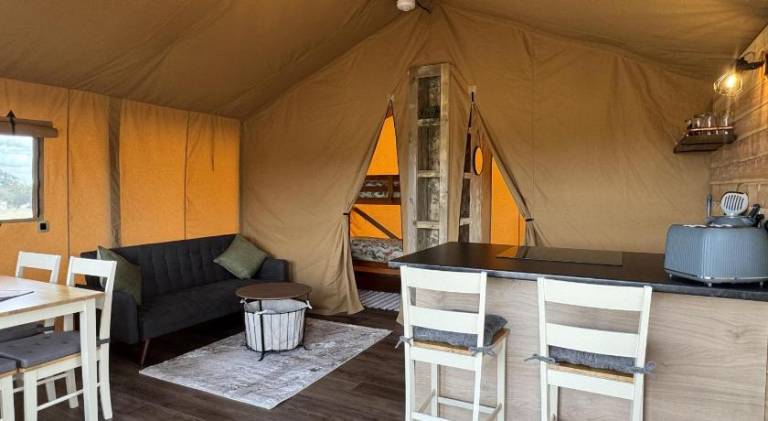 Beautiful tent with barbeque | Pets are welcome — photo 3