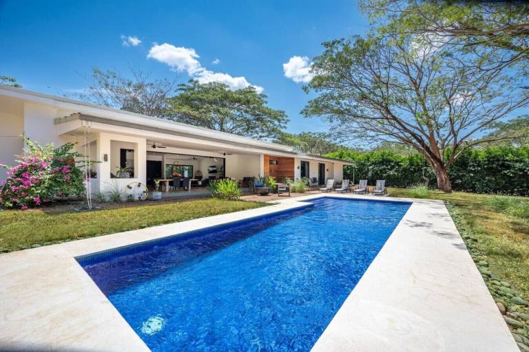 House  Playa Grande