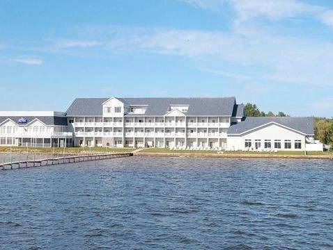 Lakeside Resort & Conference Center in Houghton Lake, MI