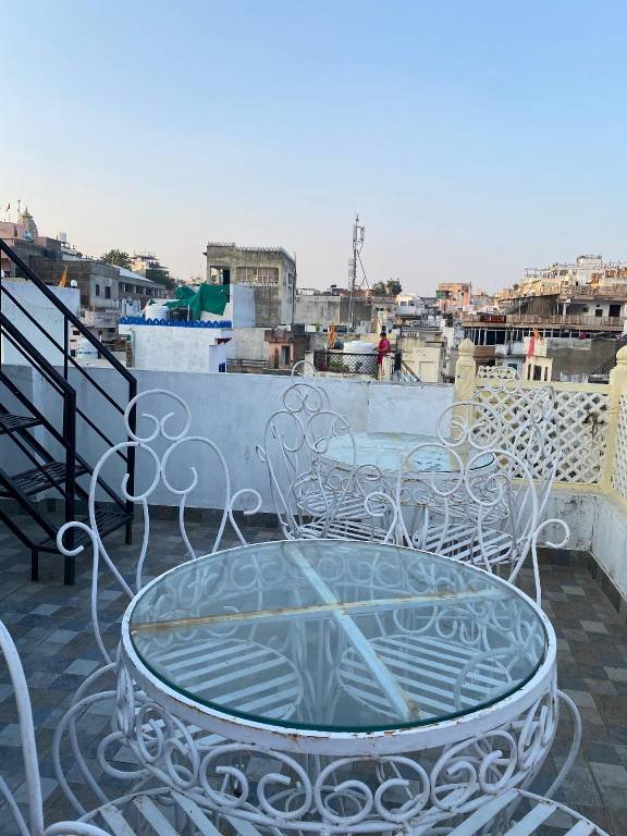 MOON FLOWER GUEST HOUSE — photo 4