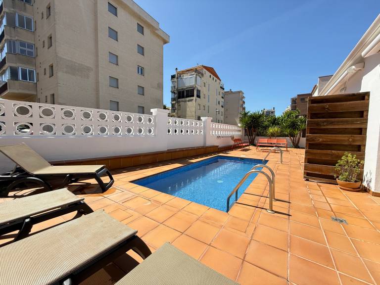 Apartment near the beach in Santa Margarita - Pool, Pets allowed — photo 2