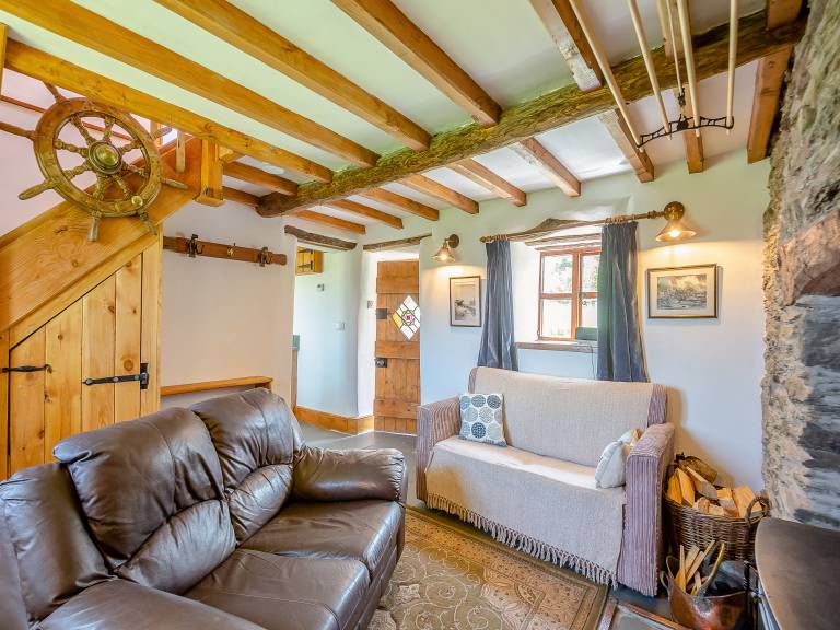 Family-friendly lovely cottage with barbecue & yard | Pet-friendly — photo 5