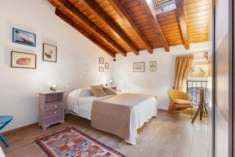 Apartment 'Il Borgo Ulivo' with Lake View, Wi-Fi and Air Conditioning in Manerba del Garda