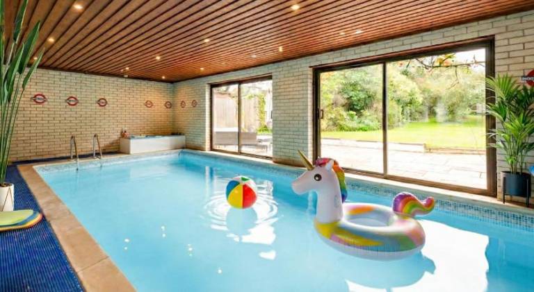 Wonderful vacation home with pool | Pets are welcome in Cambridge