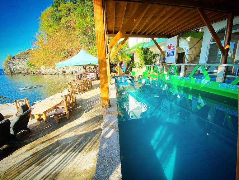 Tinas reef dive and resort in Puerto Galera