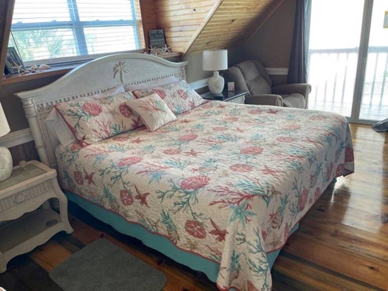 Wonderful vacation home with yard, grill & terrace | Beach view | Next to the beach | Pet-friendly — photo 3