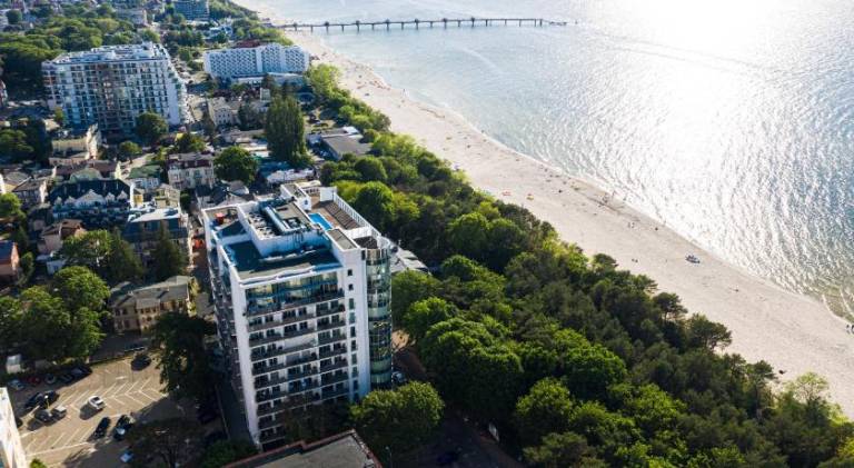 Rental apartment with pool, terrace & sauna in Miedzyzdroje