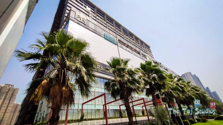 Apartment Gaur City 1