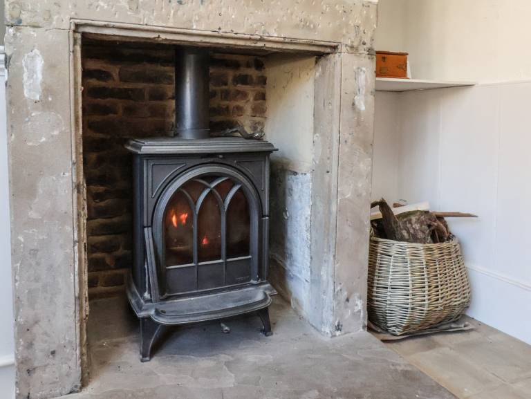 Family-friendly lovely cottage with yard | Beach view | Pet-friendly — photo 4