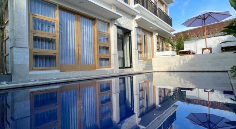 Beautiful holiday apartment with terrace, pool & barbeque | Dogs allowed in Pecatu