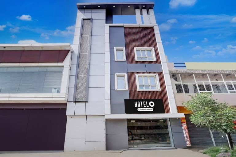 Hotel O Jishan Market Mathura