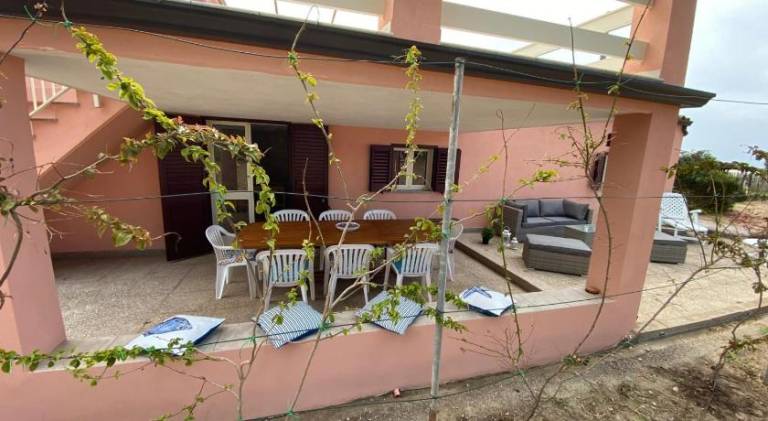 House with 4 rooms for 9 persons in Carloforte